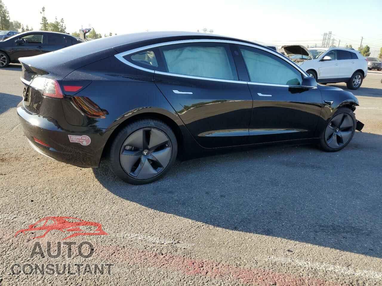 TESLA MODEL 3 2018 - 5YJ3E1EA8JF043218