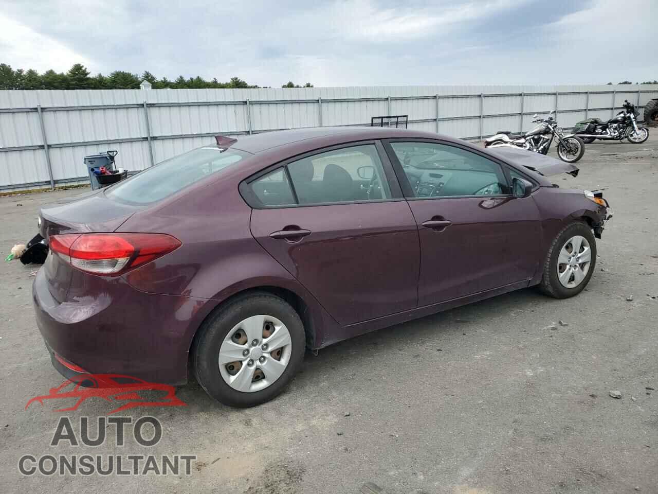 KIA FORTE 2017 - 3KPFK4A76HE068152