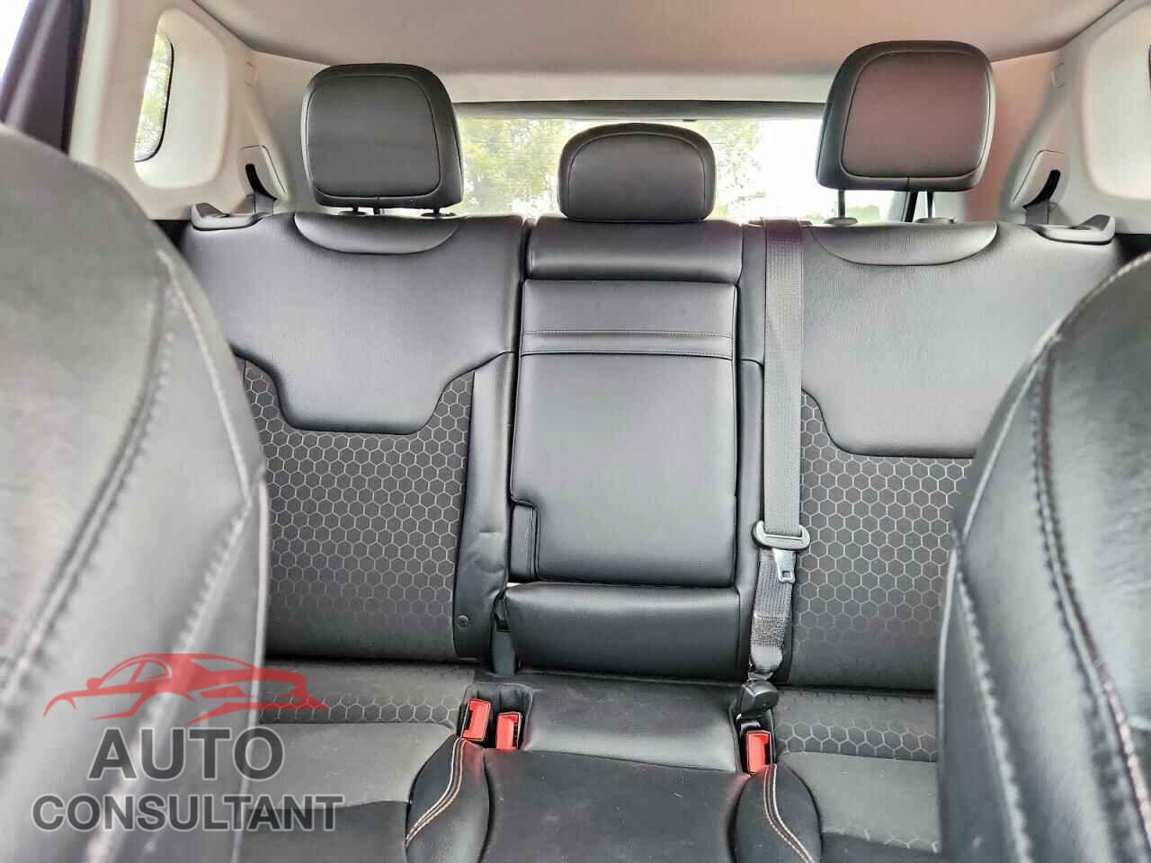 JEEP COMPASS 2019 - 3C4NJDBB8KT596828