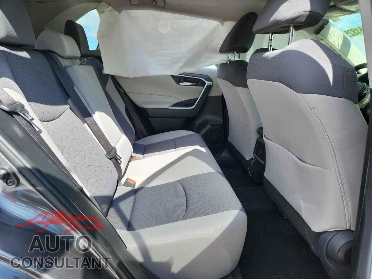 TOYOTA RAV4 2020 - JTMP1RFV3LD526445