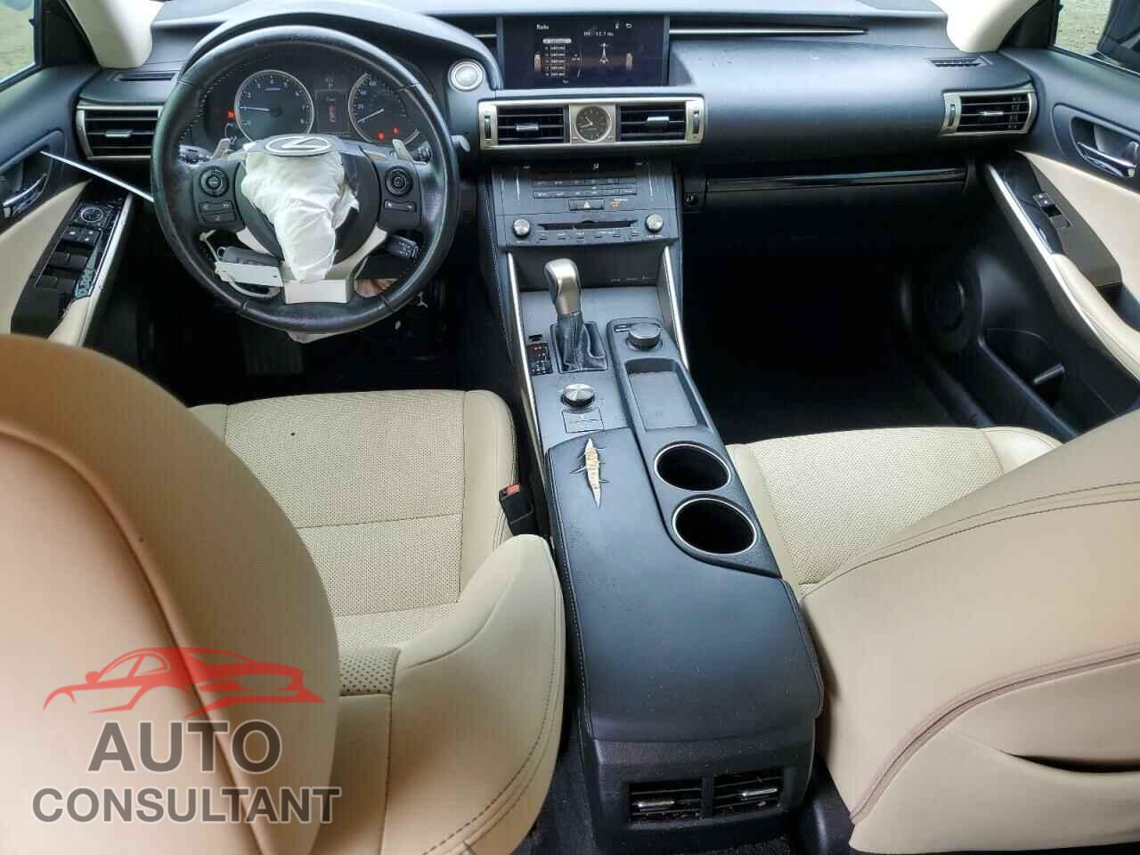 LEXUS IS 2016 - JTHBA1D20G5011809