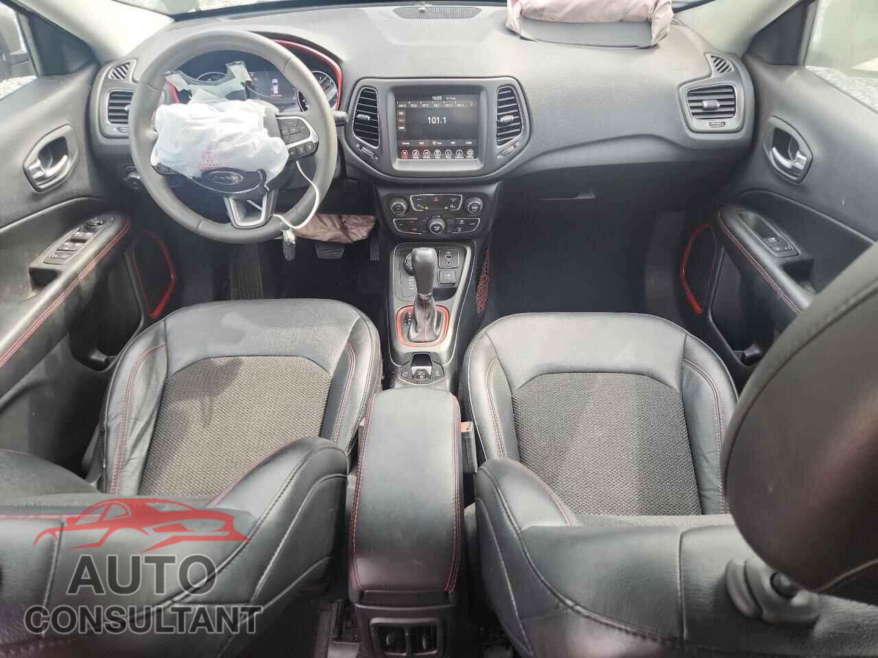 JEEP COMPASS 2021 - 3C4NJDDB7MT563433