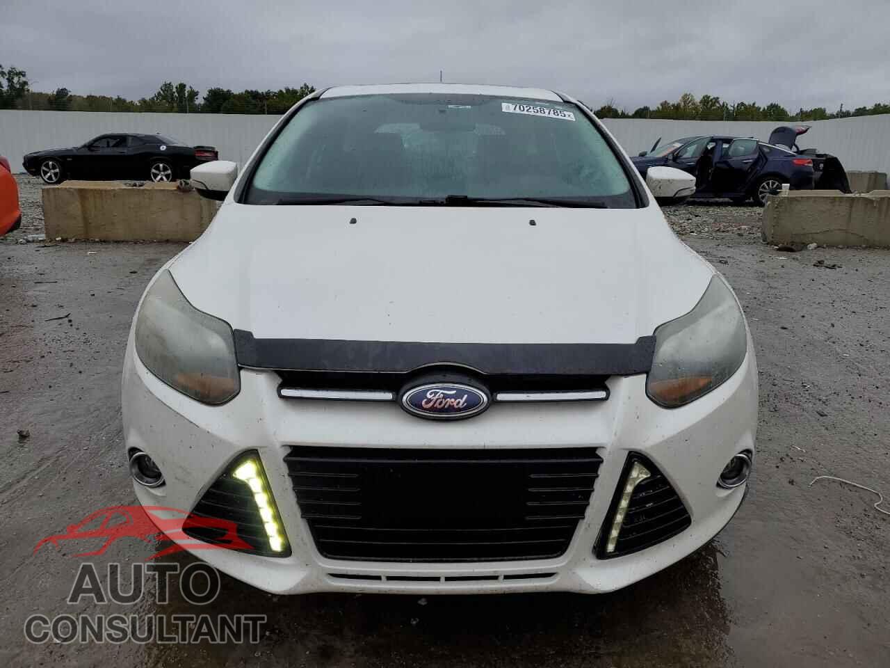 FORD FOCUS 2014 - 1FADP3N2XEL459394