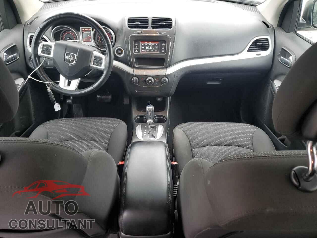 DODGE JOURNEY 2018 - 3C4PDCAB2JT521617