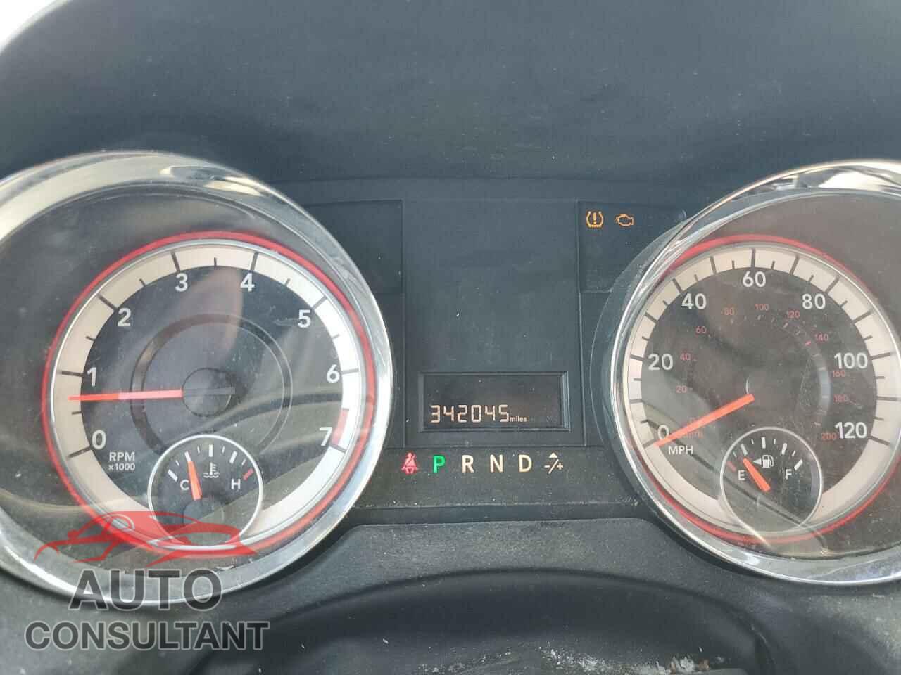 DODGE CARAVAN 2018 - 2C4RDGBG3JR201896