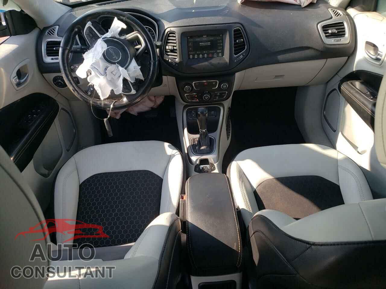 JEEP COMPASS 2019 - 3C4NJCBBXKT679557