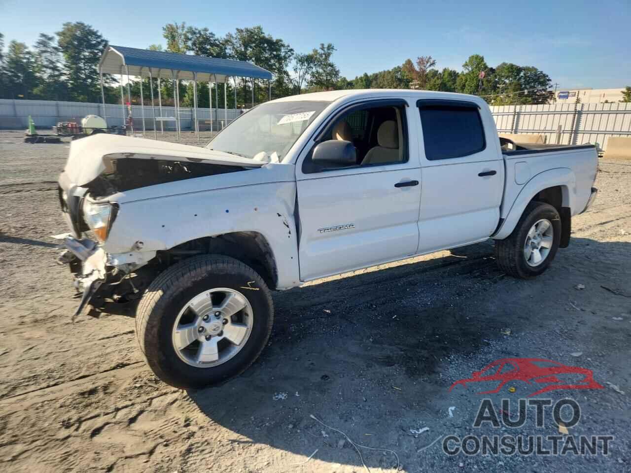 TOYOTA TACOMA 2011 - 3TMJU4GN4BM111720