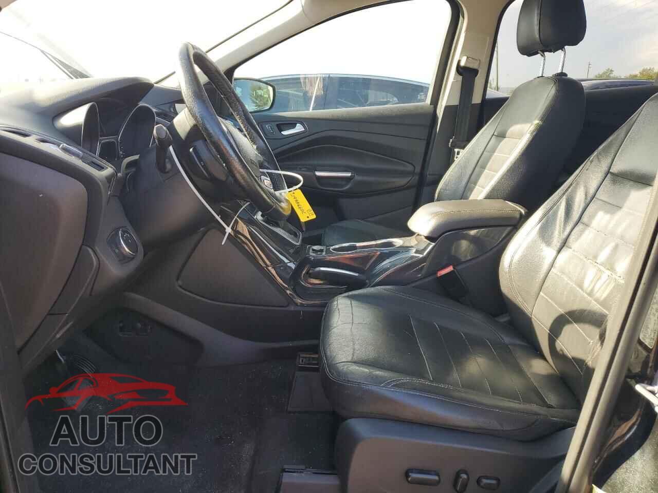 FORD ESCAPE 2014 - 1FMCU0J92EUA43166