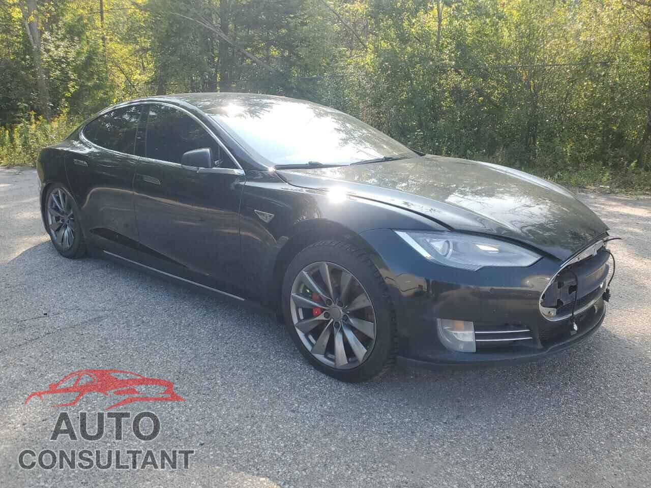 TESLA MODEL S 2015 - 5YJSA1H44FF082098