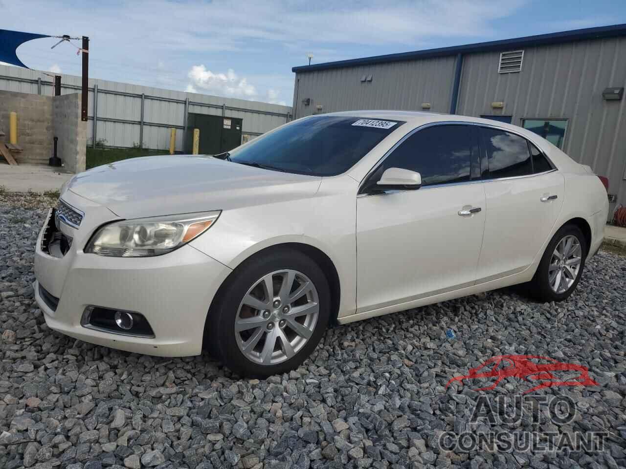 CHEVROLET MALIBU 2013 - 1G11H5SA8DF324325