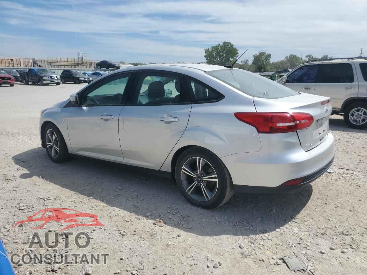 FORD FOCUS 2016 - 1FADP3FE0GL360966