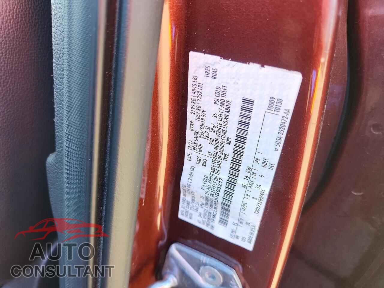FORD ESCAPE 2018 - 1FMCU9J90JUB03217