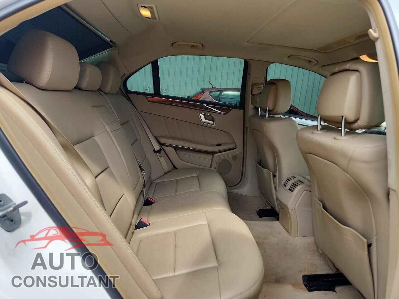 MERCEDES-BENZ E-CLASS 2013 - WDDHF5KBXDA743283