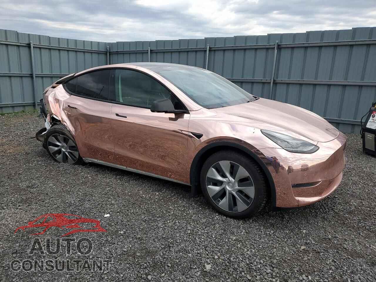 TESLA MODEL Y 2021 - 5YJYGDEE7MF083847