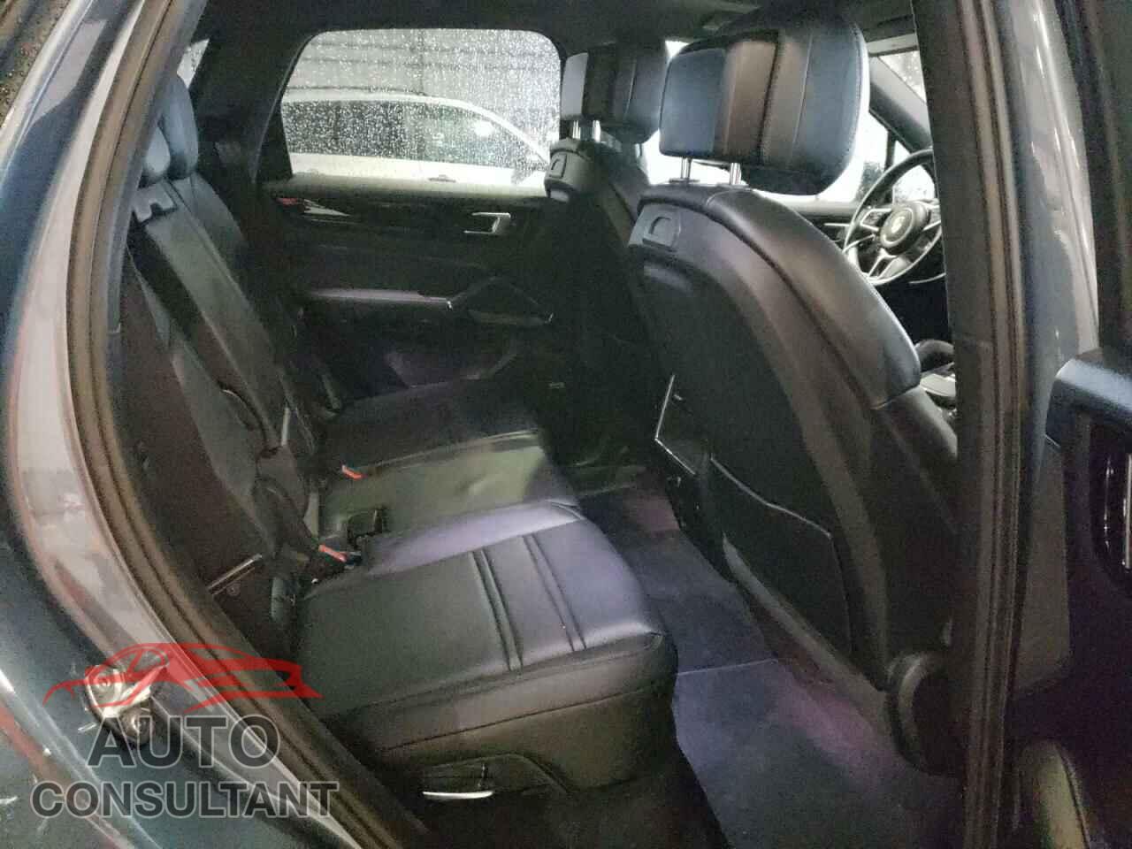 PORSCHE CAYENNE 2019 - WP1AA2AY6KDA13492