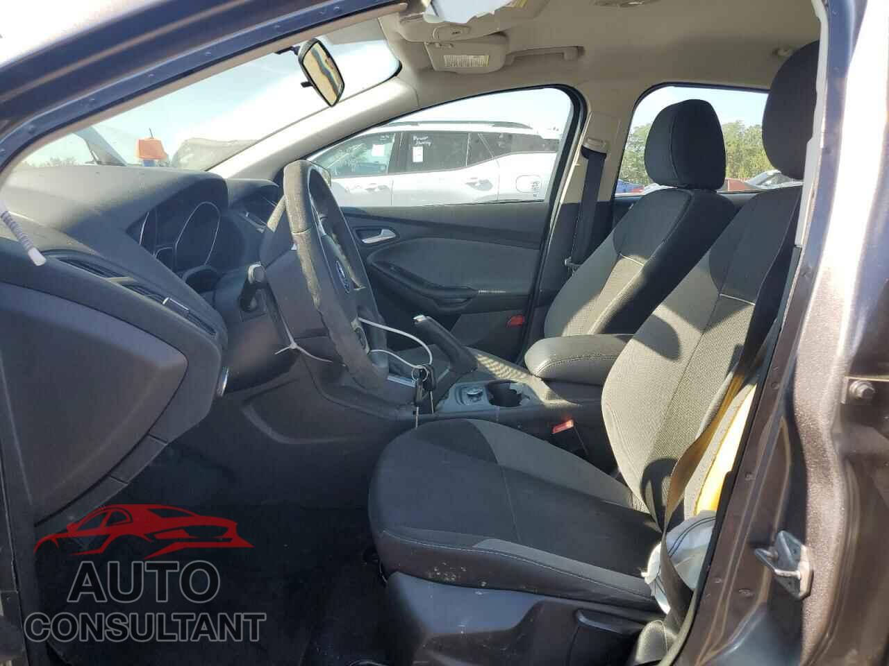 FORD FOCUS 2014 - 1FADP3K28EL172012