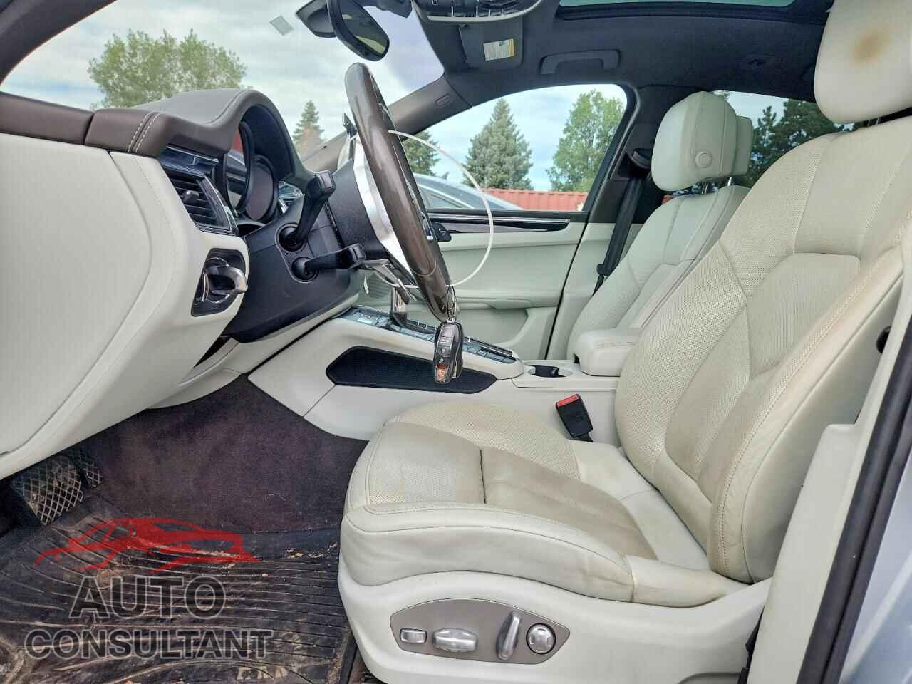 PORSCHE MACAN 2015 - WP1AB2A54FLB70954