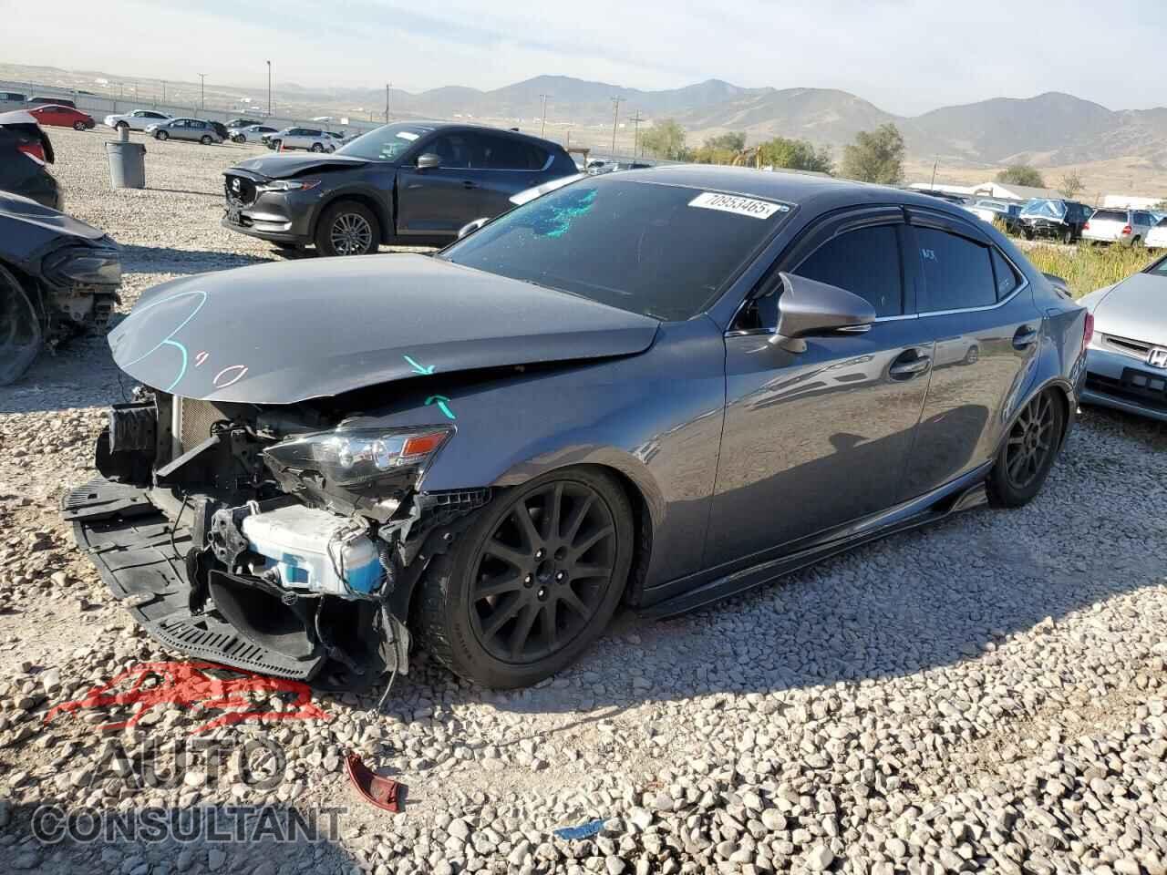 LEXUS IS 2014 - JTHBF1D29E5010530