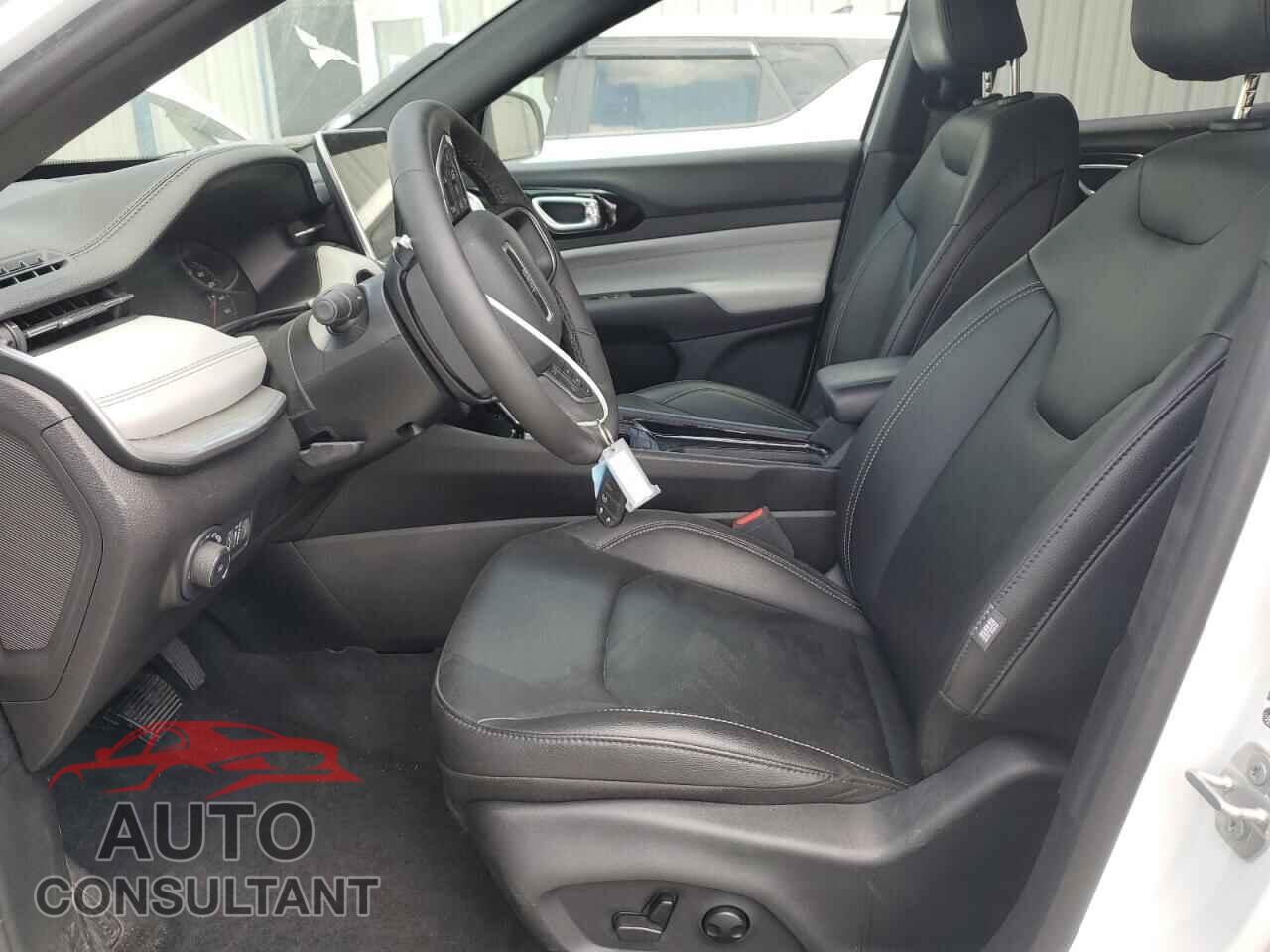 JEEP COMPASS 2025 - 3C4NJDCN2ST565129