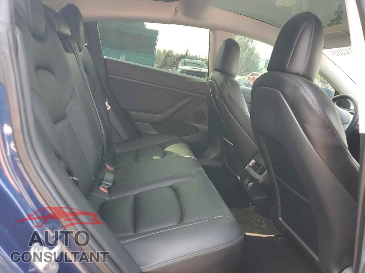 TESLA MODEL 3 2021 - 5YJ3E1EA5MF013596