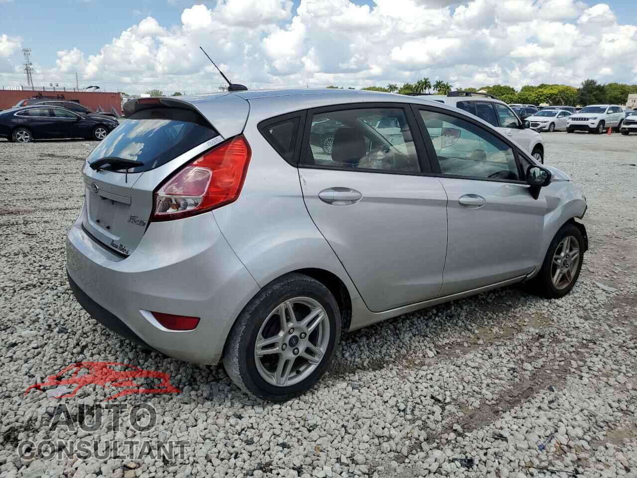 FORD FIESTA 2019 - 3FADP4EJ7KM156094