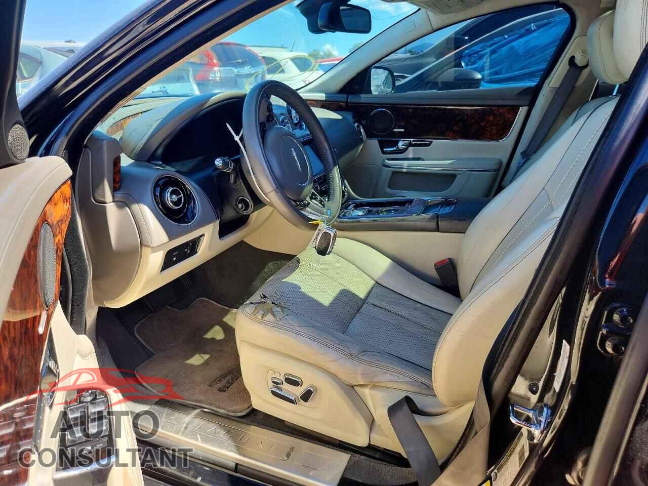 JAGUAR XJ 2011 - SAJWA2GB7BLV01433