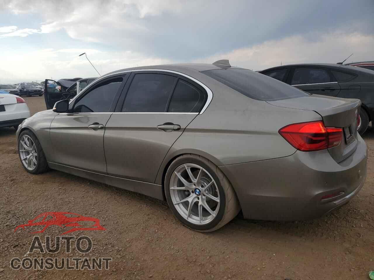 BMW 3 SERIES 2016 - WBA8B3G54GNT91812