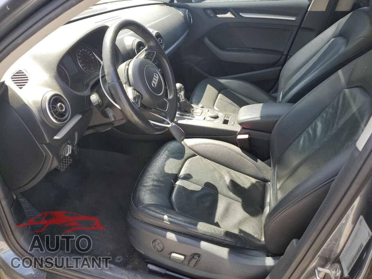 AUDI A3 2015 - WAUACGFF1F1010973