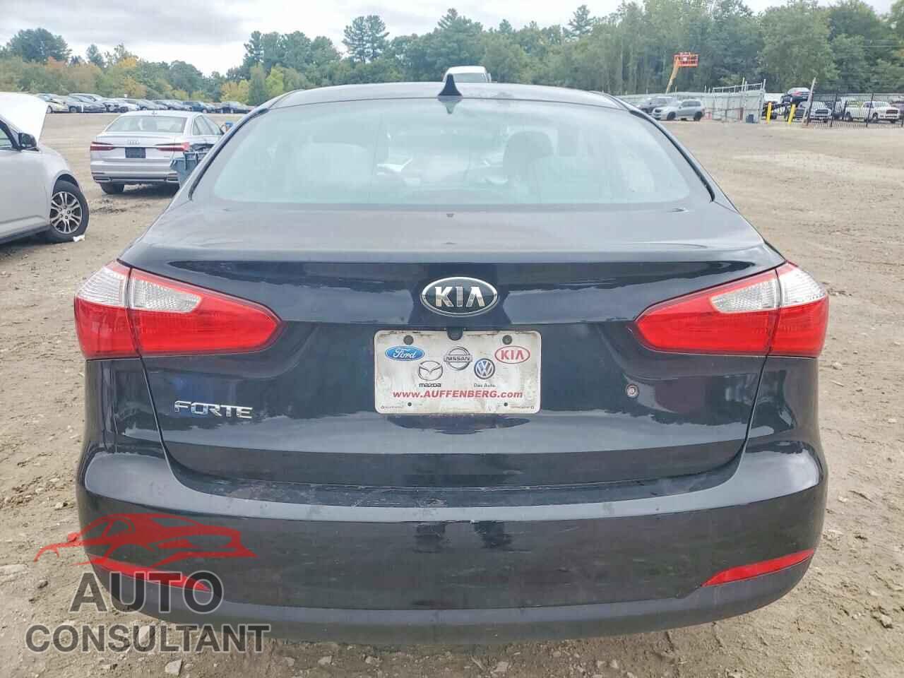 KIA FORTE 2015 - KNAFK4A67F5392465