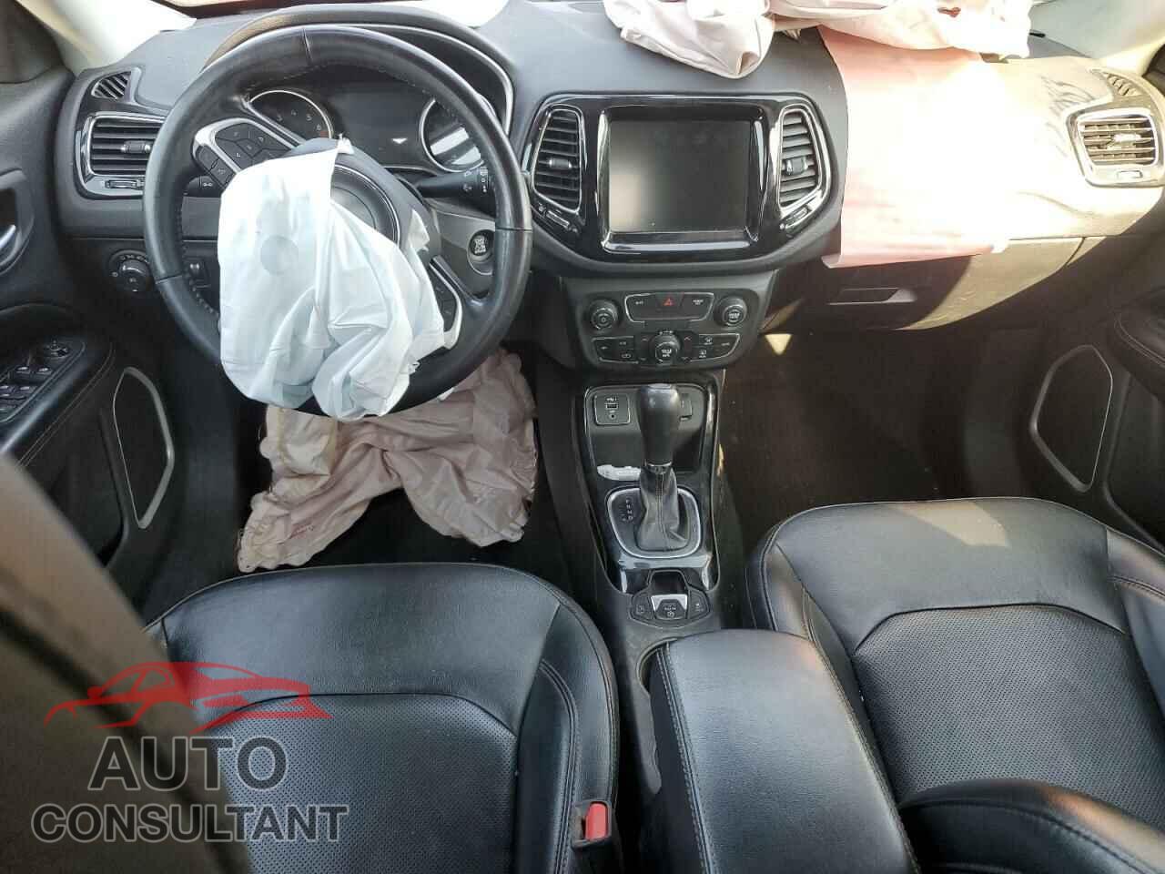 JEEP COMPASS 2020 - 3C4NJCCB6LT122614