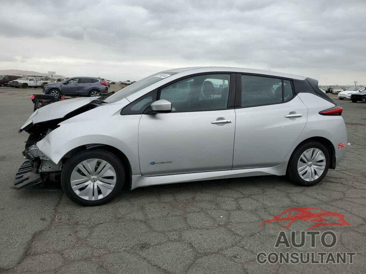 NISSAN LEAF 2018 - 1N4AZ1CP0JC300961