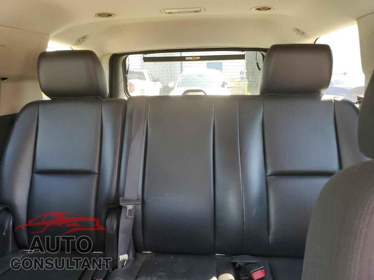 CHEVROLET TAHOE 2012 - 1GNLC2E05CR186943