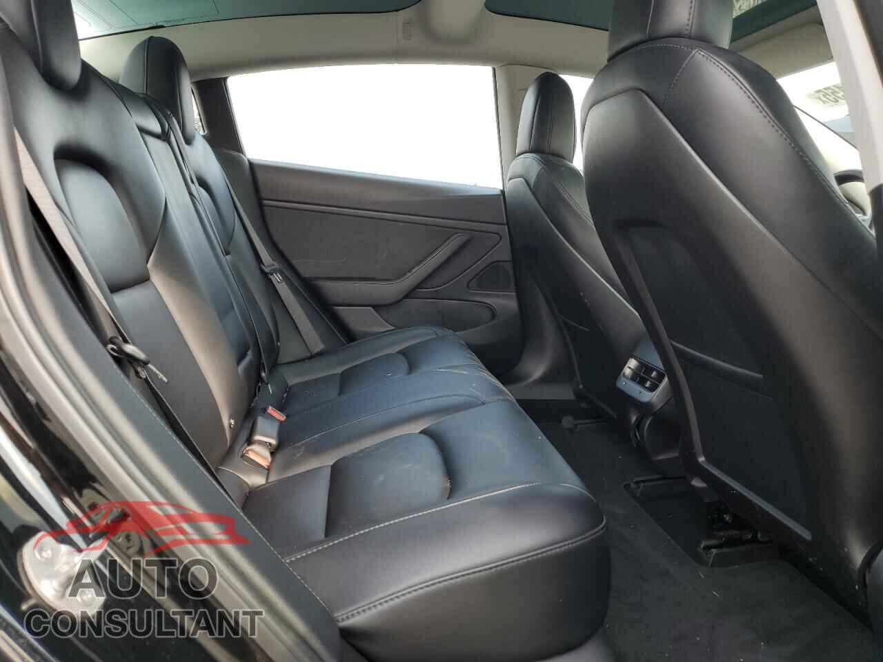 TESLA MODEL 3 2018 - 5YJ3E1EA2JF123369