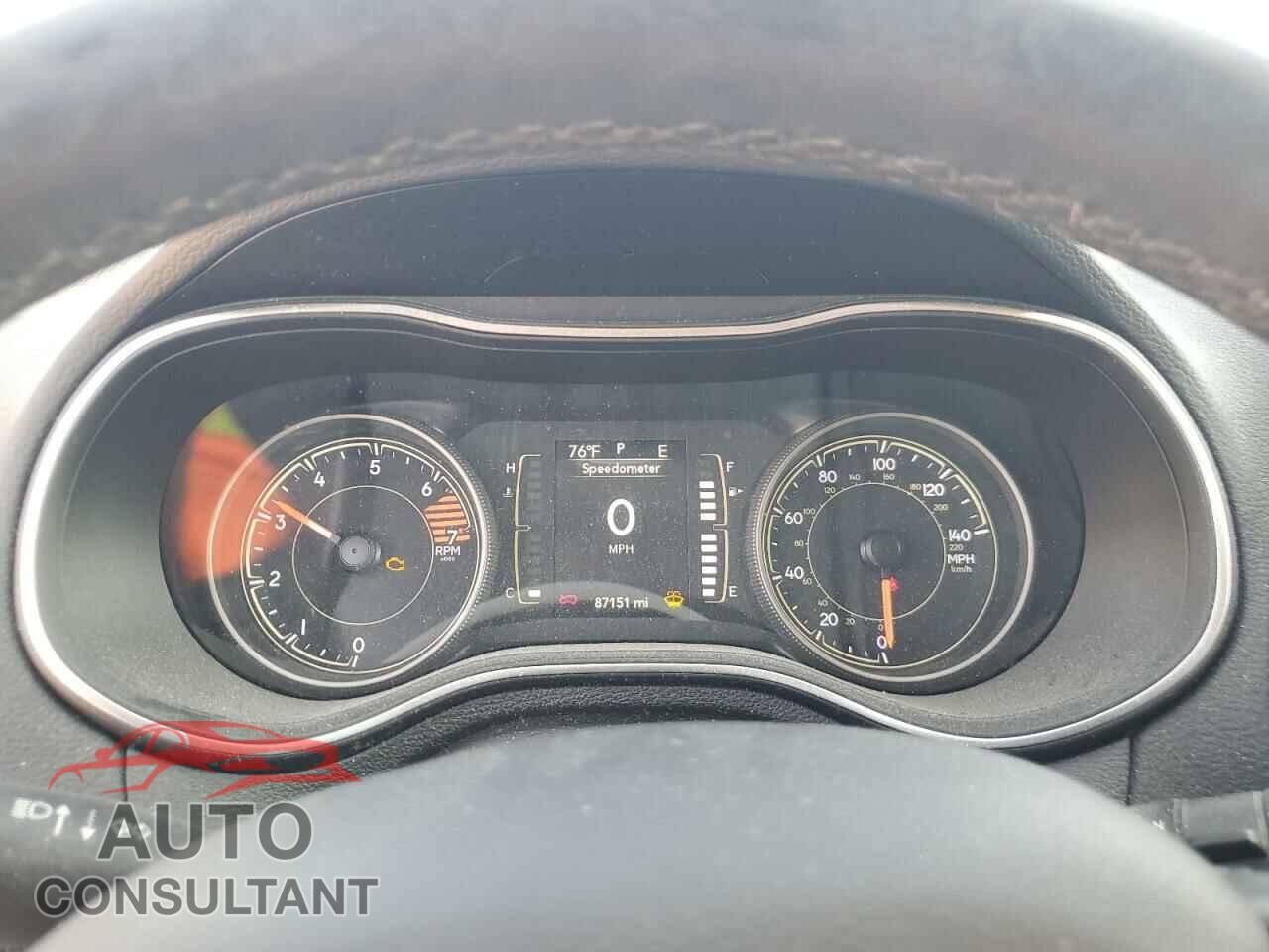 JEEP GRAND CHER 2019 - 1C4PJLLB2KD376480