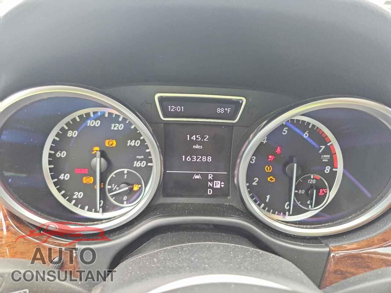 MERCEDES-BENZ M-CLASS 2012 - 4JGDA5HB3CA031285