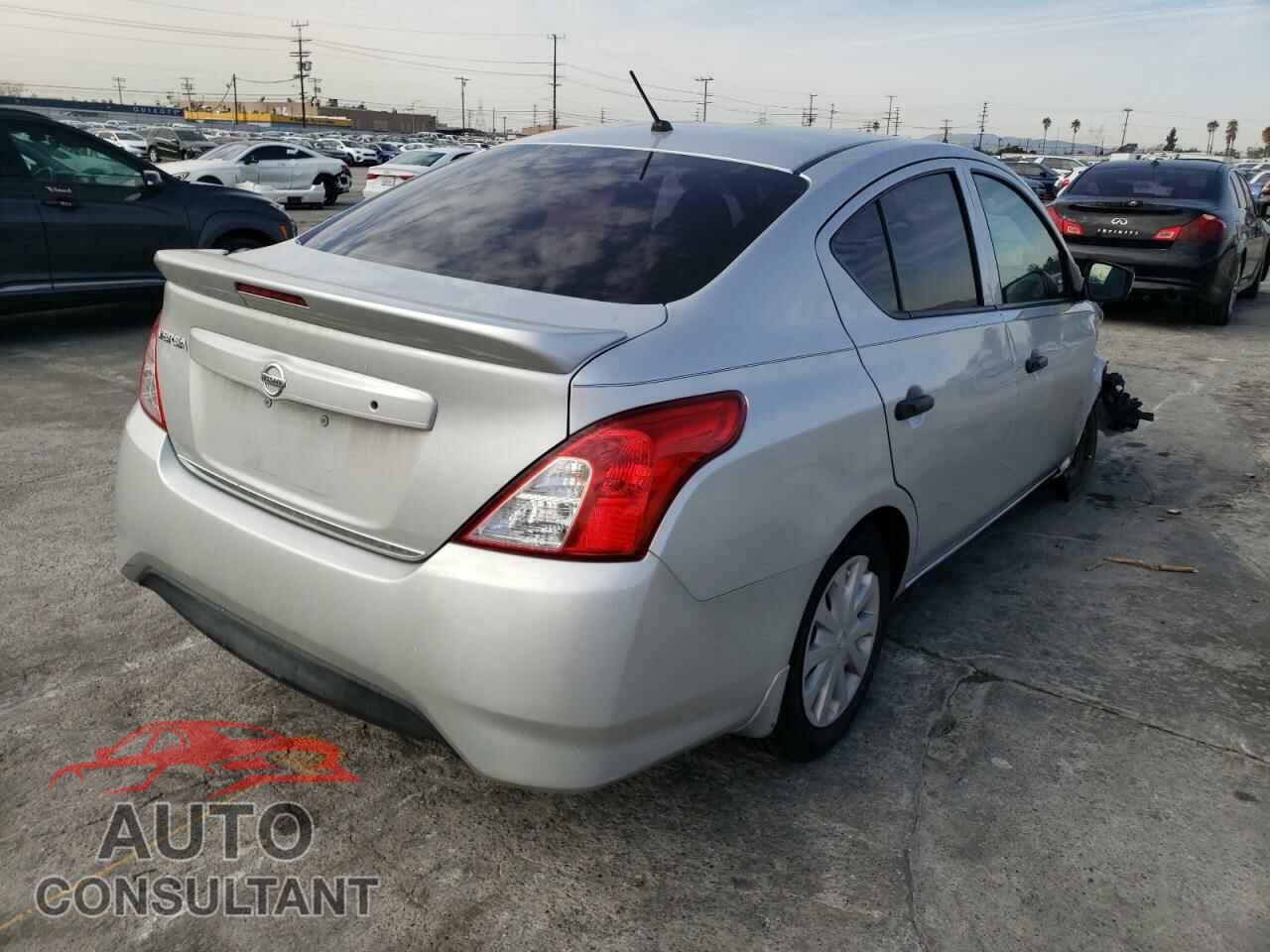 NISSAN VERSA 2017 - 3N1CN7AP4HL862013
