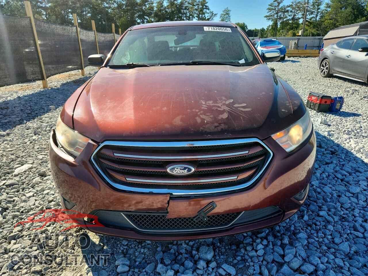 FORD TAURUS 2015 - 1FAHP2F84FG152165