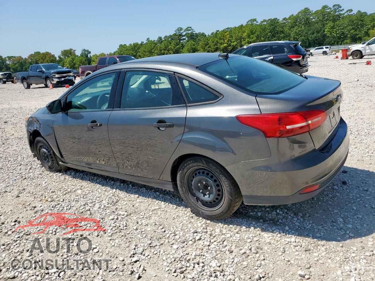 FORD FOCUS 2018 - 1FADP3E22JL311993