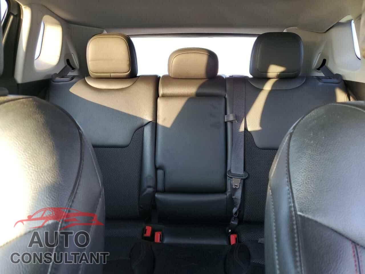 JEEP COMPASS 2021 - 3C4NJDDB2MT590510