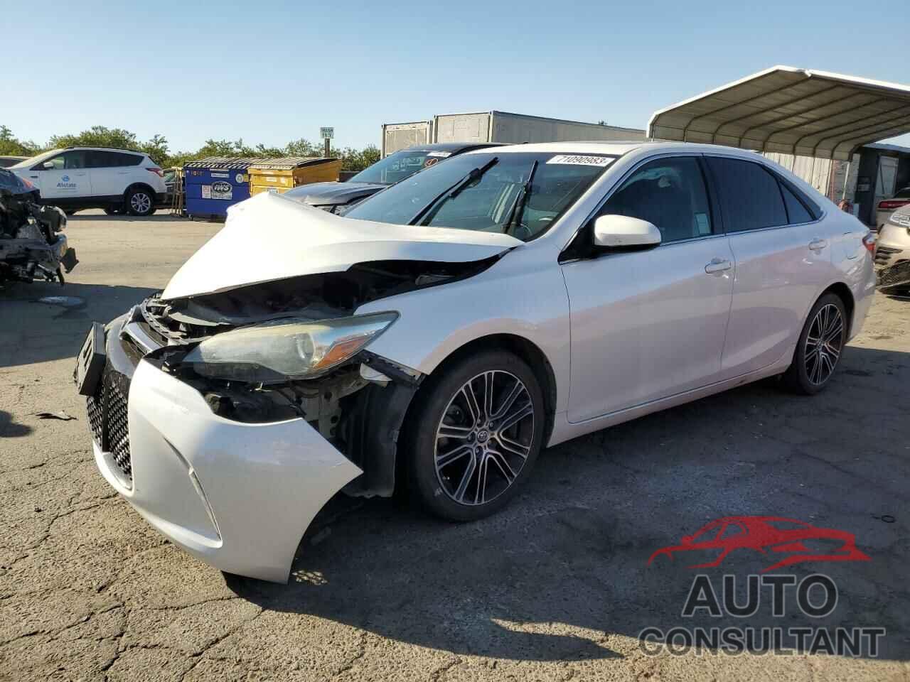 TOYOTA CAMRY 2016 - 4T1BF1FK5GU500949