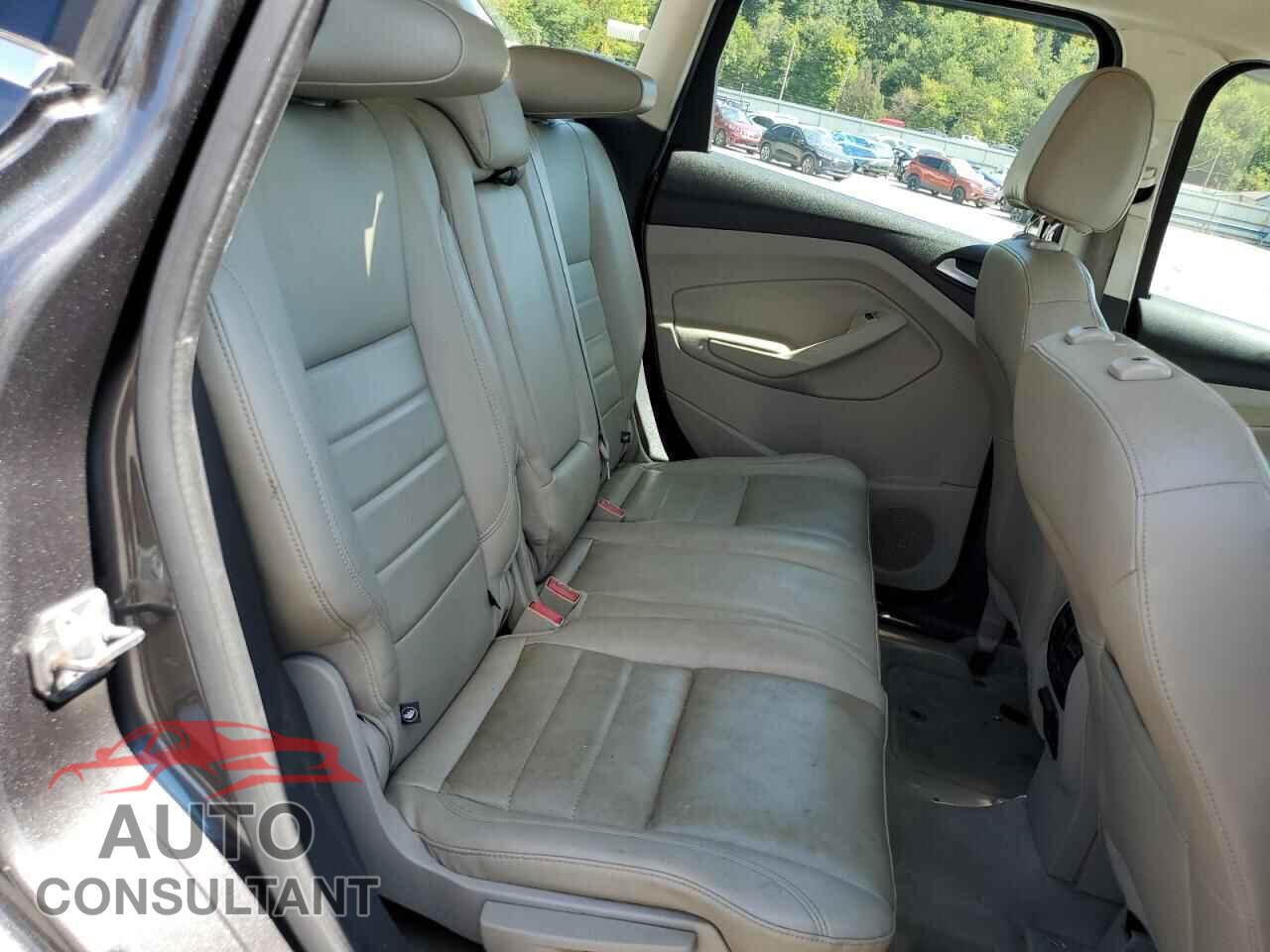 FORD CMAX 2015 - 1FADP5BU5FL104510