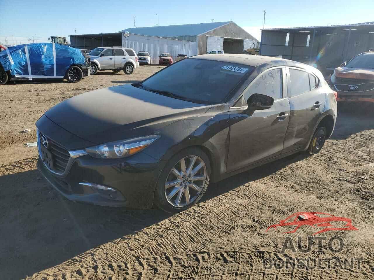 MAZDA 3 2017 - 3MZBN1M38HM136600