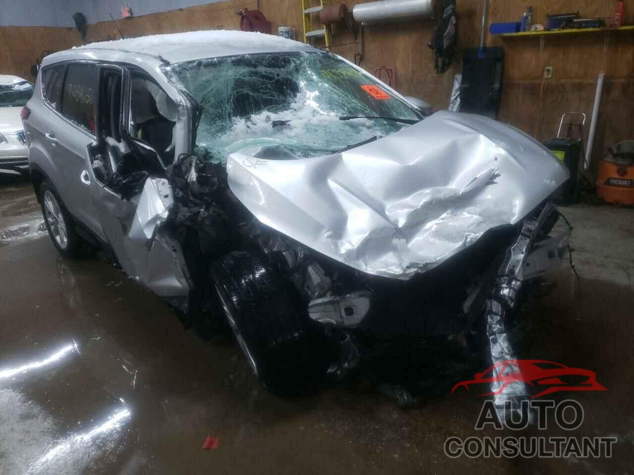 FORD ESCAPE 2019 - 1FMCU9GD2KUA36830