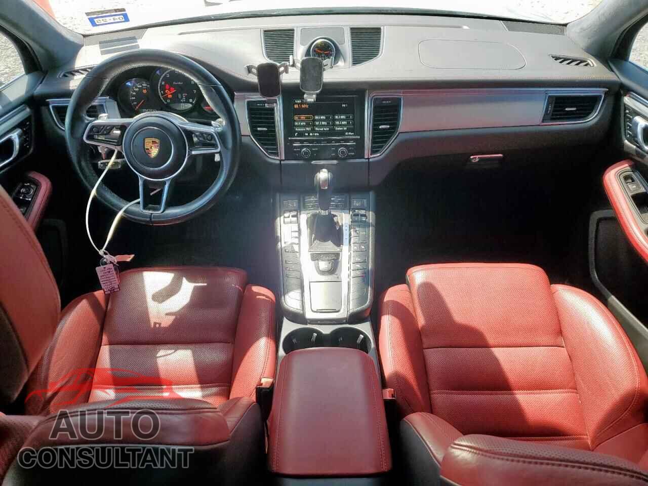 PORSCHE MACAN 2016 - WP1AF2A55GLB92855