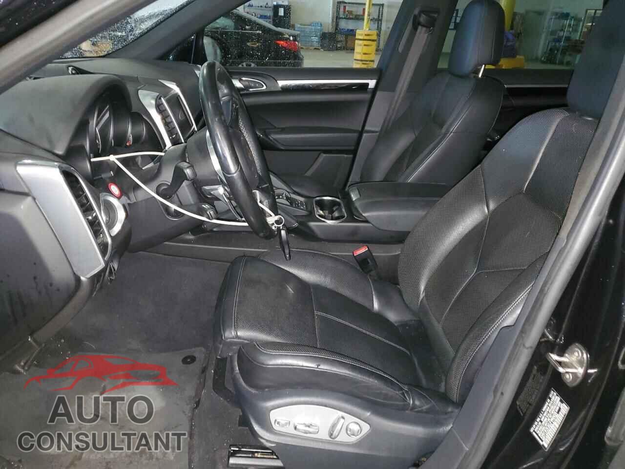 PORSCHE CAYENNE 2016 - WP1AA2A23GLA10784