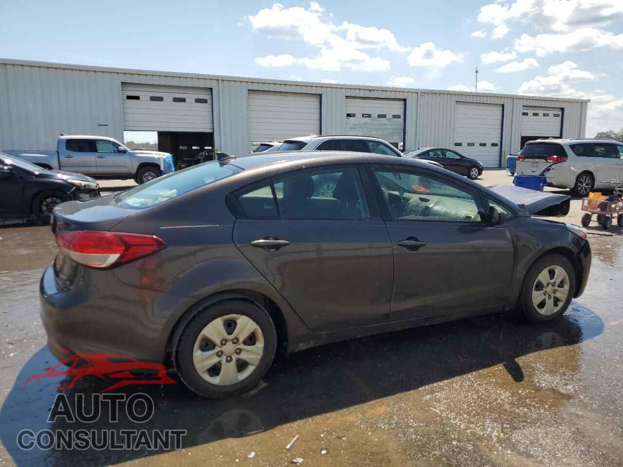 KIA FORTE 2017 - 3KPFK4A78HE142252