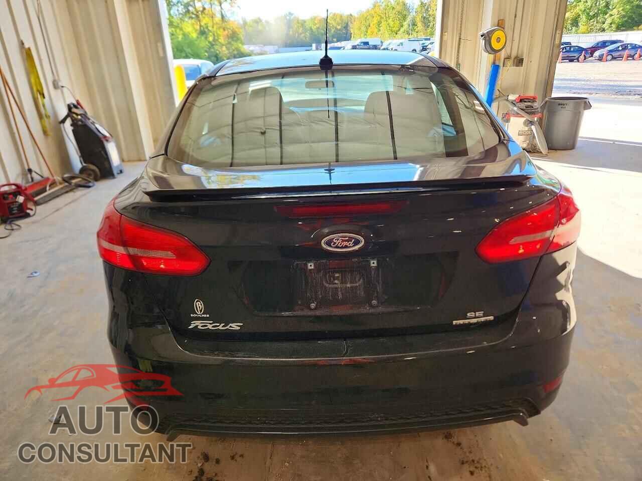FORD FOCUS 2015 - 1FADP3F22FL312342
