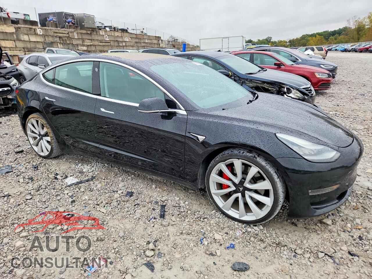 TESLA MODEL 3 2018 - 5YJ3E1EB4JF082509