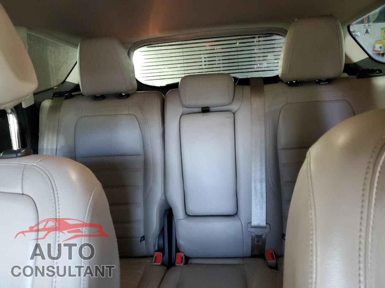 FORD ESCAPE 2017 - 1FMCU9JD8HUD20898