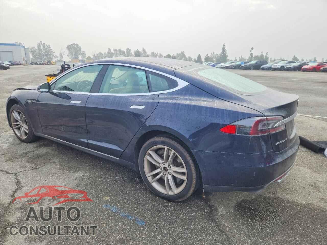 TESLA MODEL S 2013 - 5YJSA1CP1DFP09872